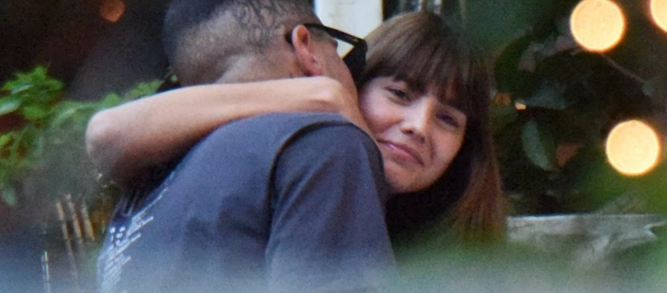 Σνικ-Ηλιάνα: Η πρώτη τους κοινή πόζα είναι γεγονός (φώτο)